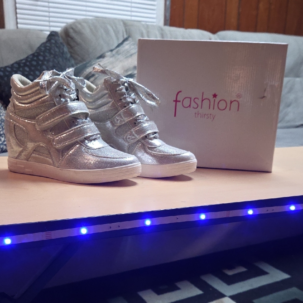 WEDGE SNEAKERS by FASHION THIRSTY